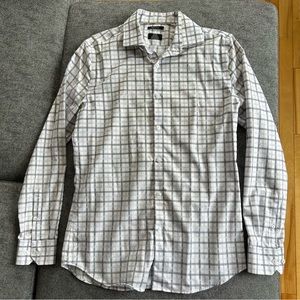 RW&Co men’s dress shirt, white with purple plaid pattern size medium neck, 15